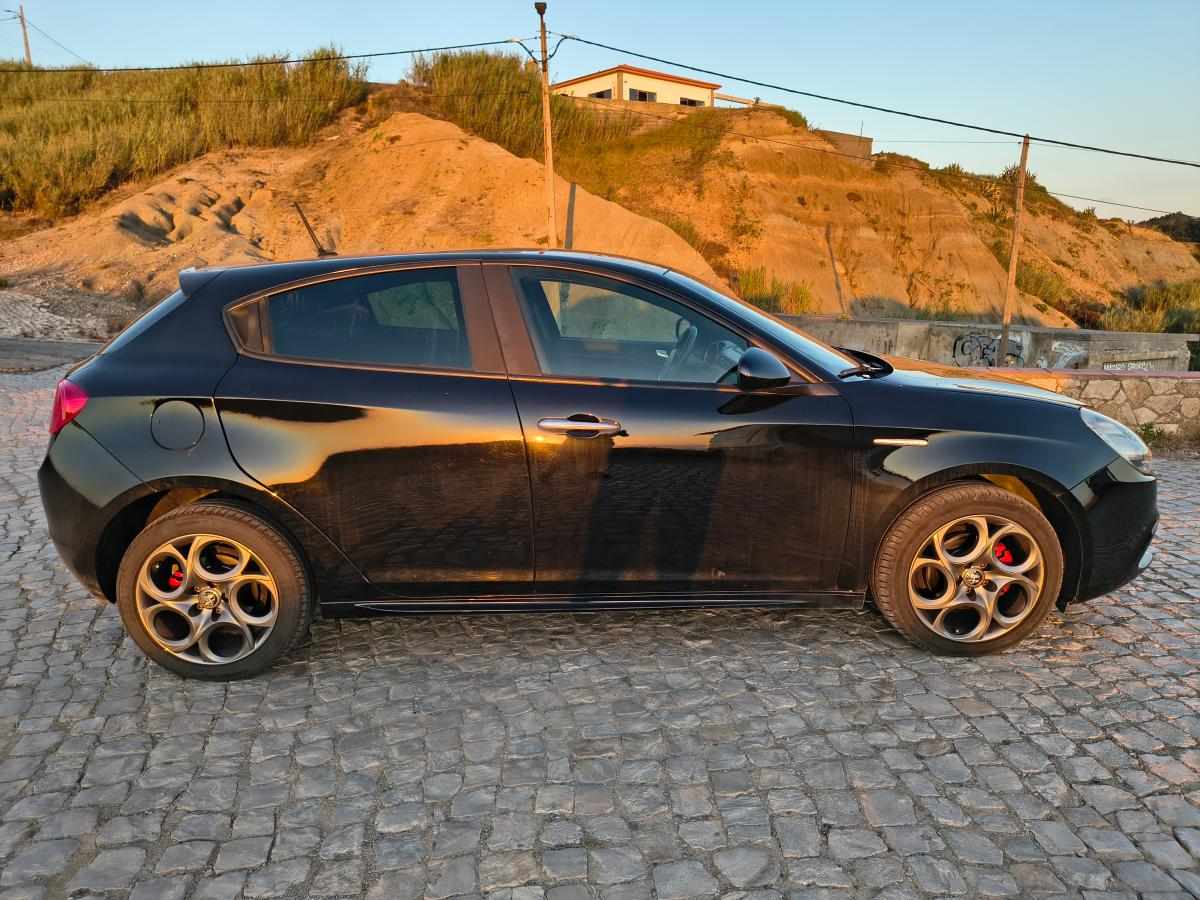 alfa-romeo-giulietta-1-6-jtdm-16v-2019-diesel-1598cc