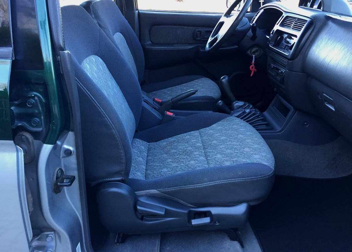 mitsubishi-l200-2-5-awd-1998-diesel-2477cc