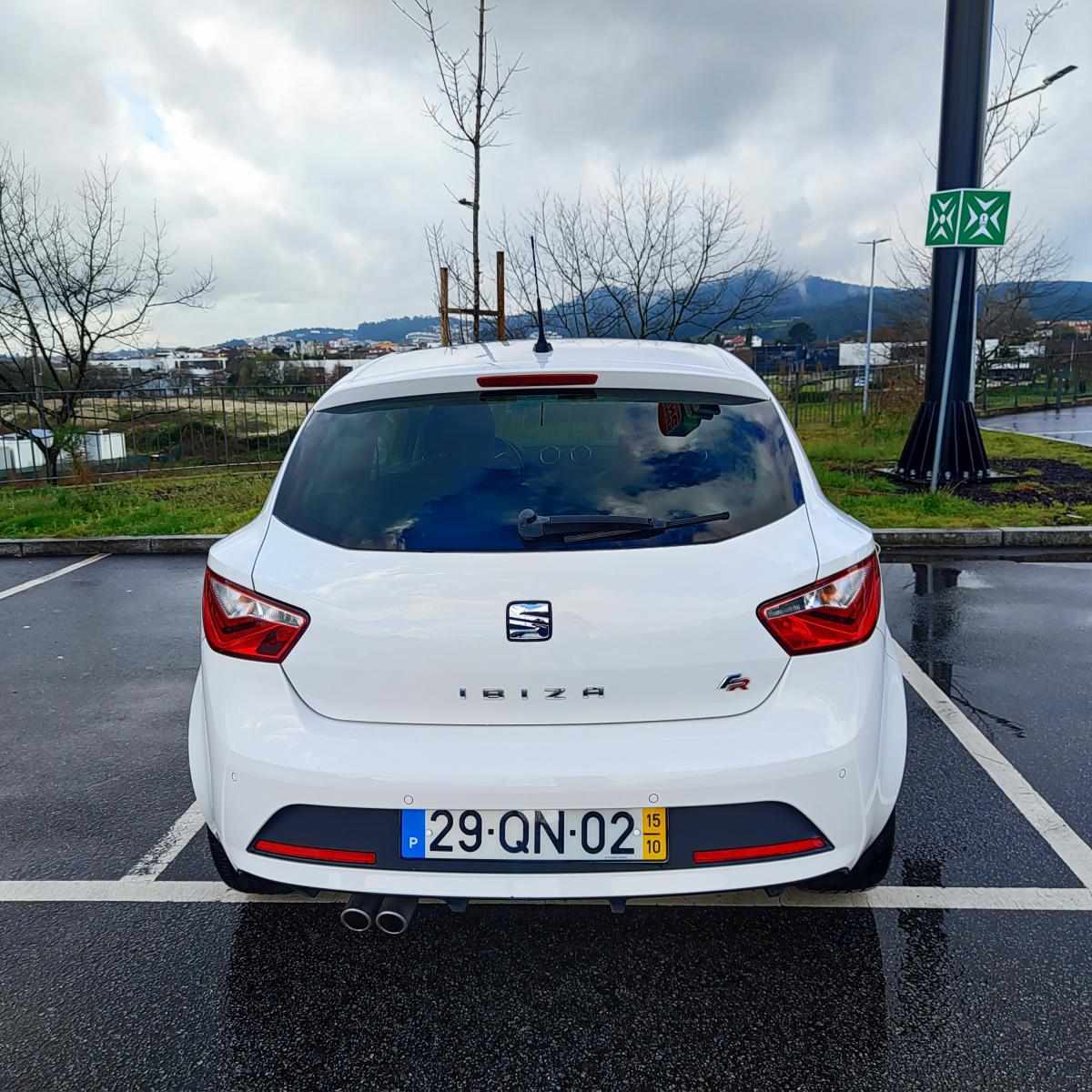 seat-ibiza-1-0-ecotsi-2015-gasolina-999cc