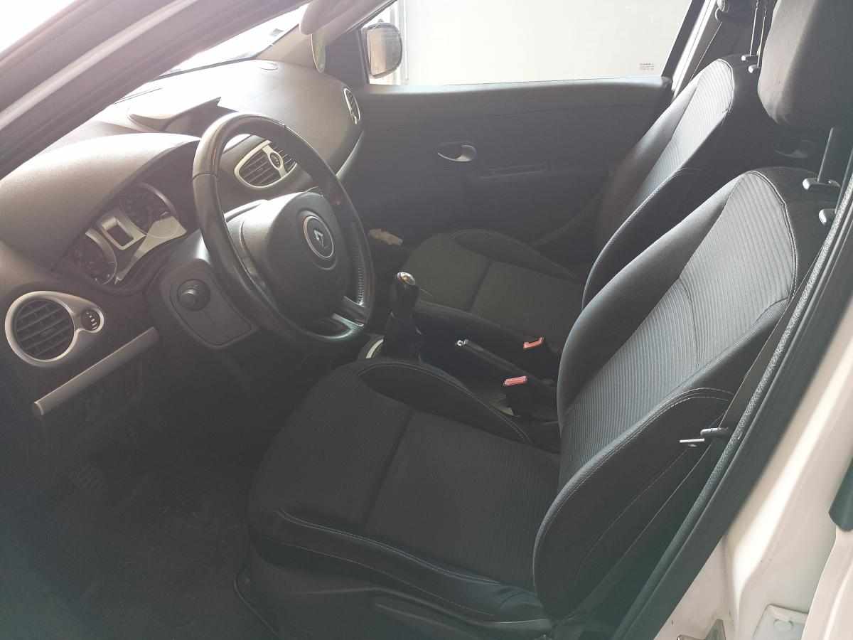 renault-clio-1-5-dci-2012-diesel-1461cc