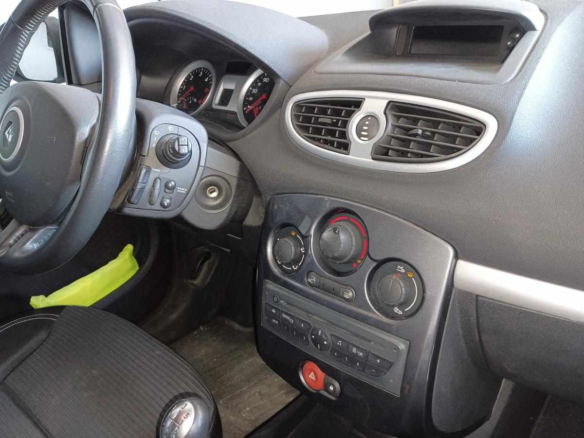 renault-clio-1-5-dci-2012-diesel-1461cc