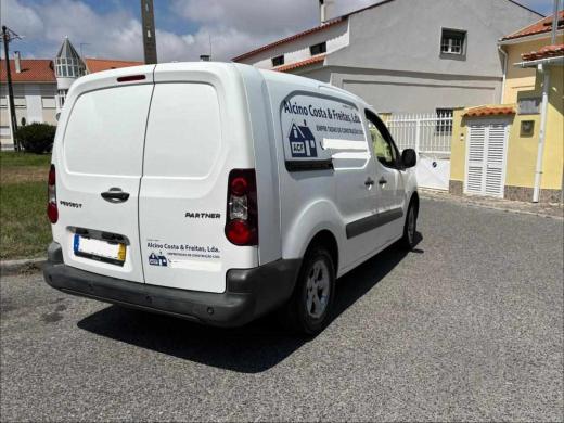 peugeot-partner-1-6-99cv-2017-diesel-1560cc