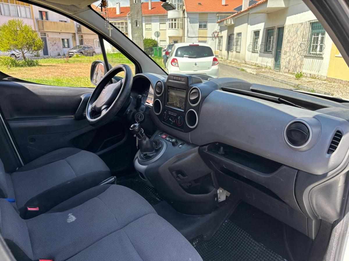 peugeot-partner-1-6-99cv-2017-diesel-1560cc