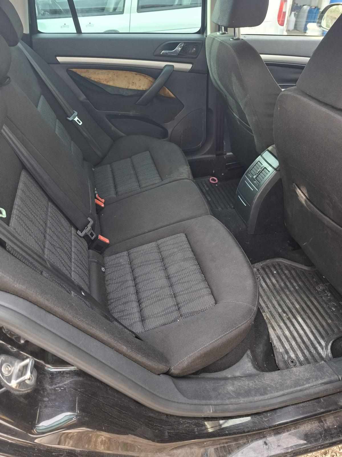 skoda-octavia-1-6-tdi-2011-diesel-1598cc