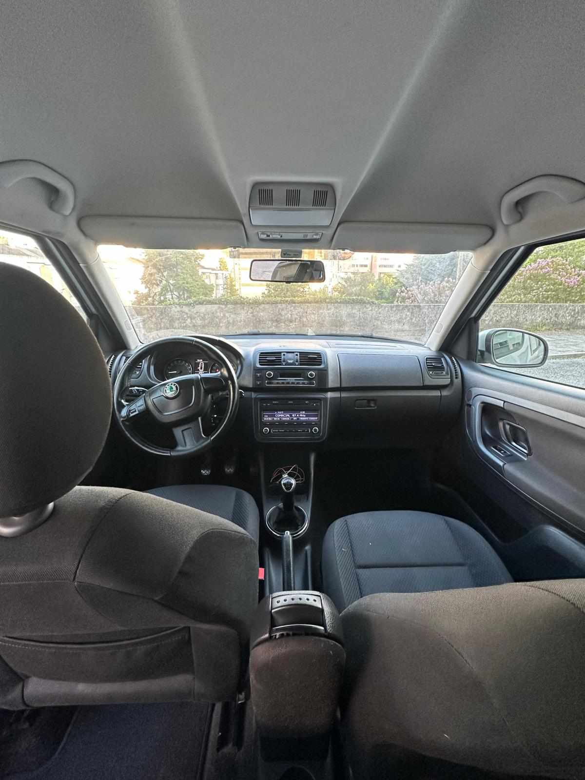 skoda-roomster-1-6-tdi-2012-diesel-1598cc