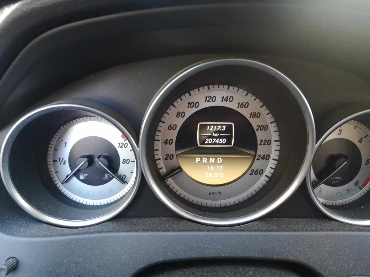 mercedes-benz-classe-c-c-220-cdi-blueefficiency-2011-diesel-2143cc