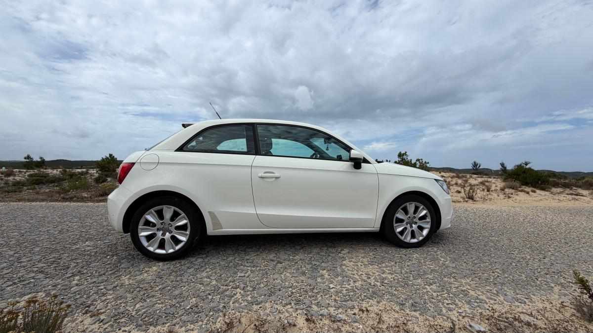 audi-a1-1-2-tfsi-2011-gasolina-1197cc