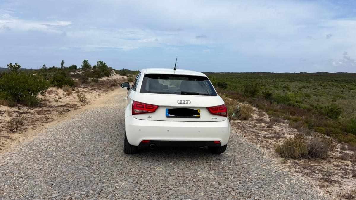 audi-a1-1-2-tfsi-2011-gasolina-1197cc