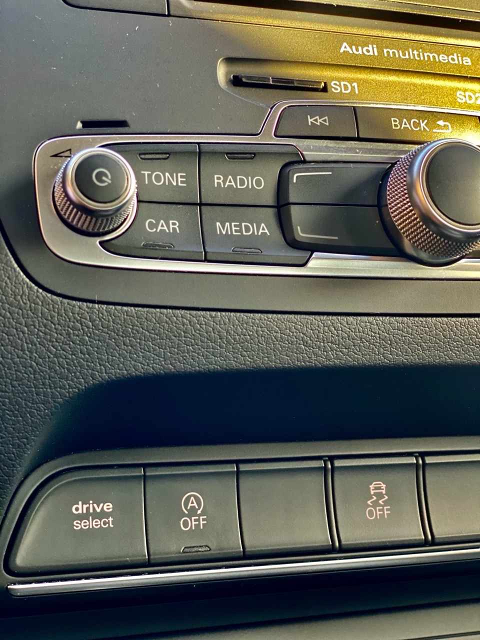 audi-q3-2-0-tdi-2012-diesel-1968cc