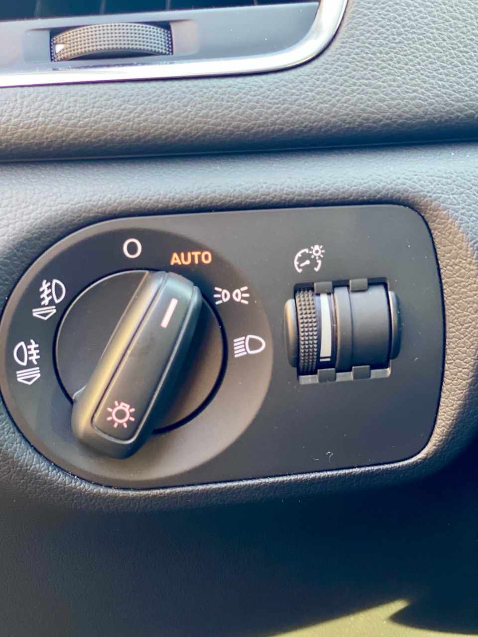 audi-q3-2-0-tdi-2012-diesel-1968cc