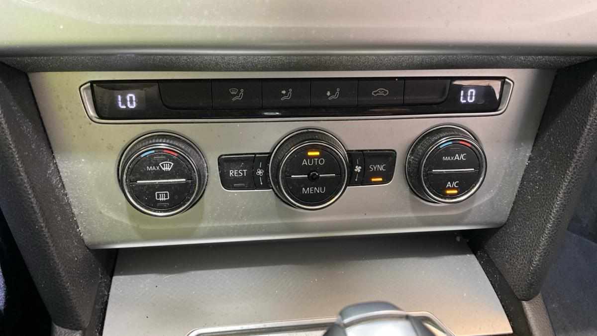 volkswagen-passat-1-6-tdi-bluemotion-2015-diesel-1598cc