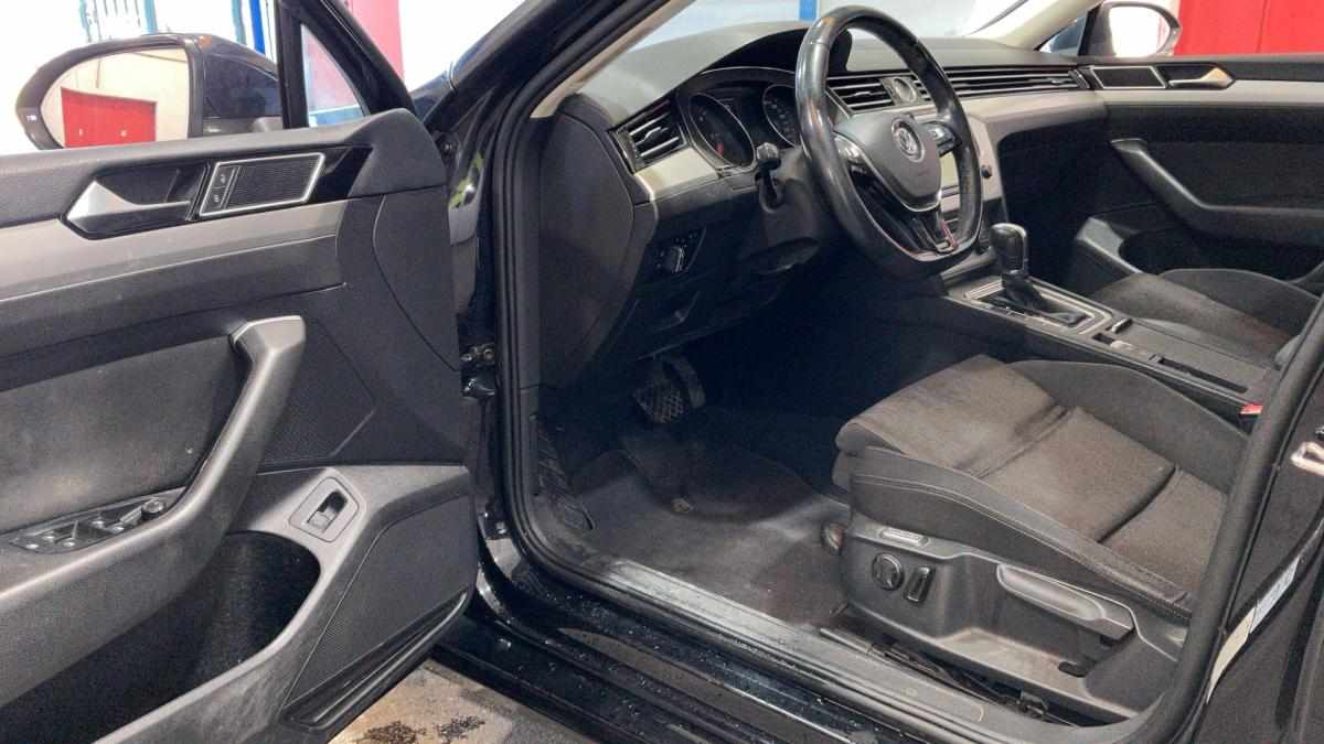 volkswagen-passat-1-6-tdi-bluemotion-2015-diesel-1598cc