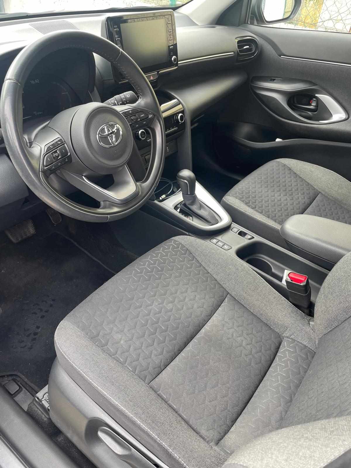 toyota-yaris-cross-1-5-2023-gasolina-1490cc