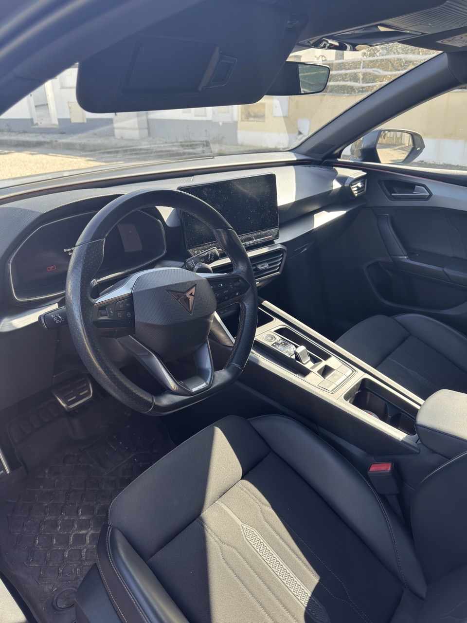 cupra-leon-e-hybrid-2022-gasolina-1395cc