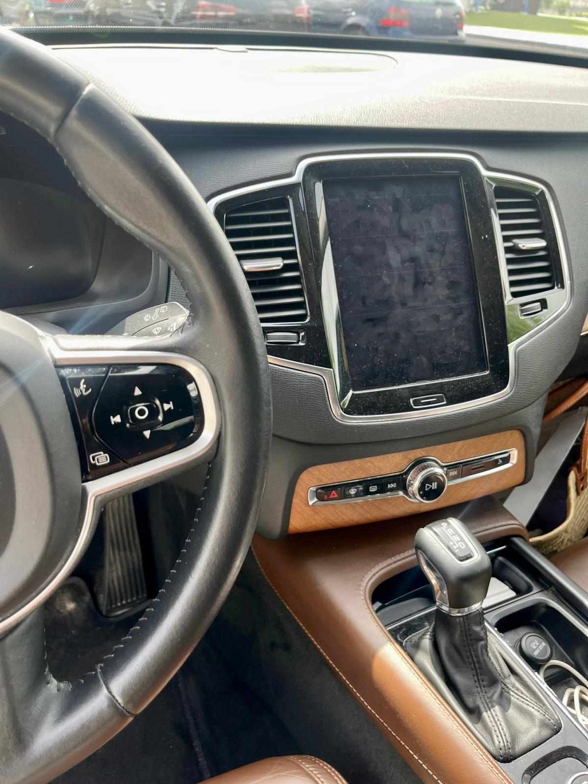 volvo-xc90-d5-2-0-awd-2017-diesel-1969cc