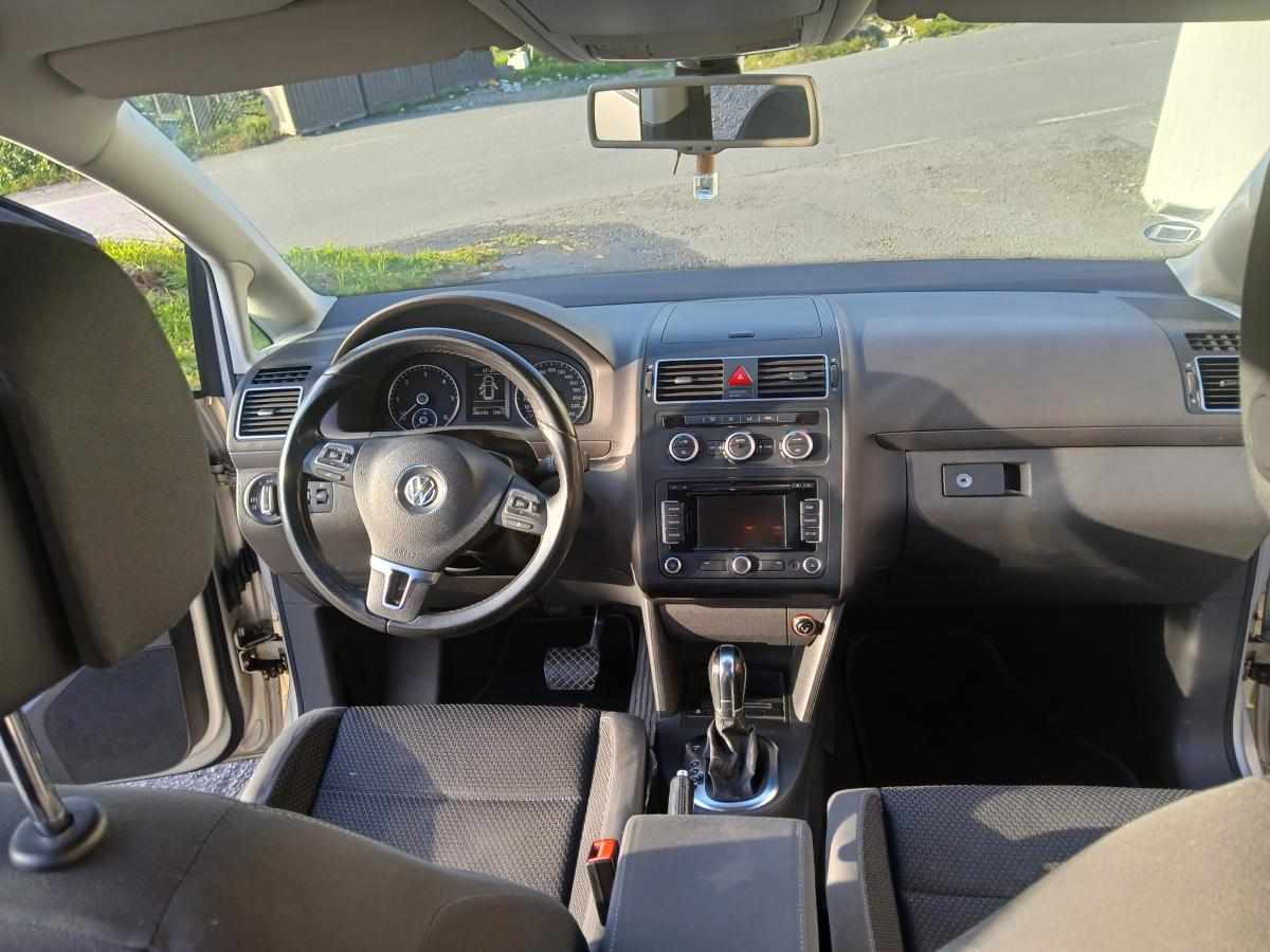 volkswagen-touran-1-6-tdi-2012-diesel-1598cc