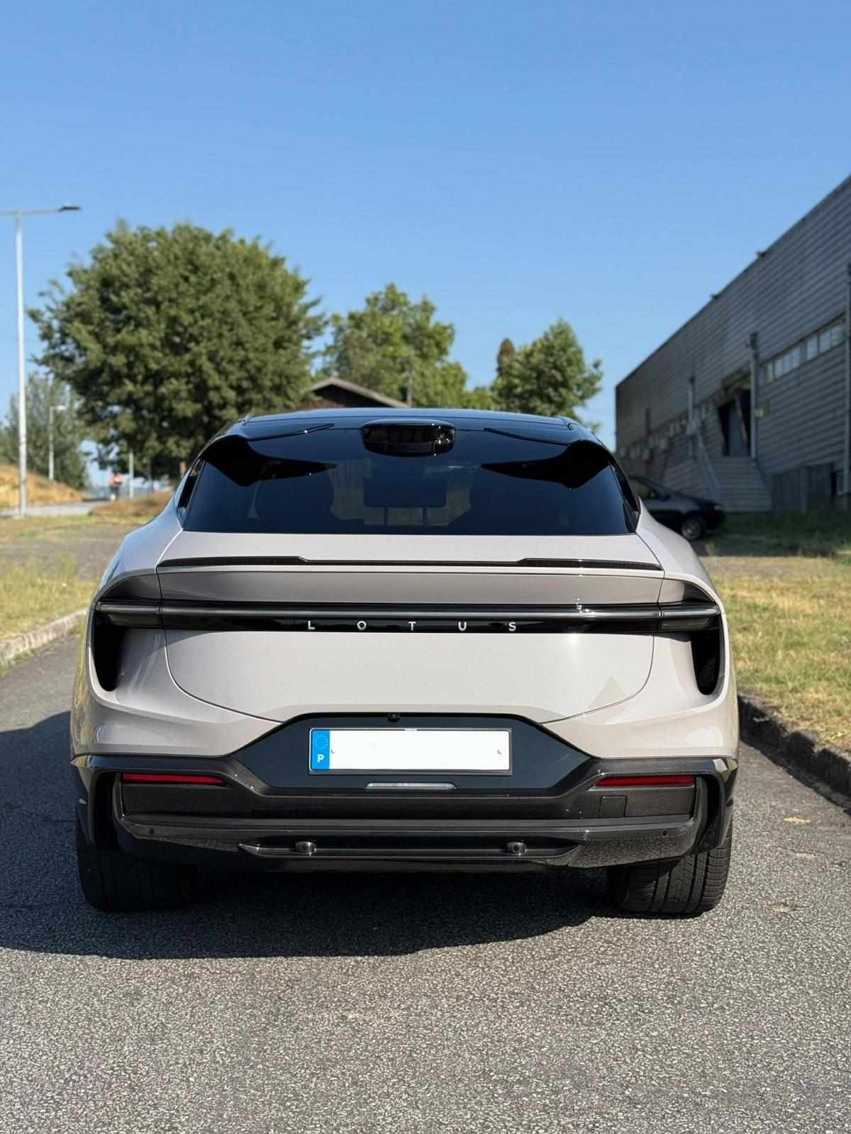 lotus-eletre-1-geracao-2023-eletrico