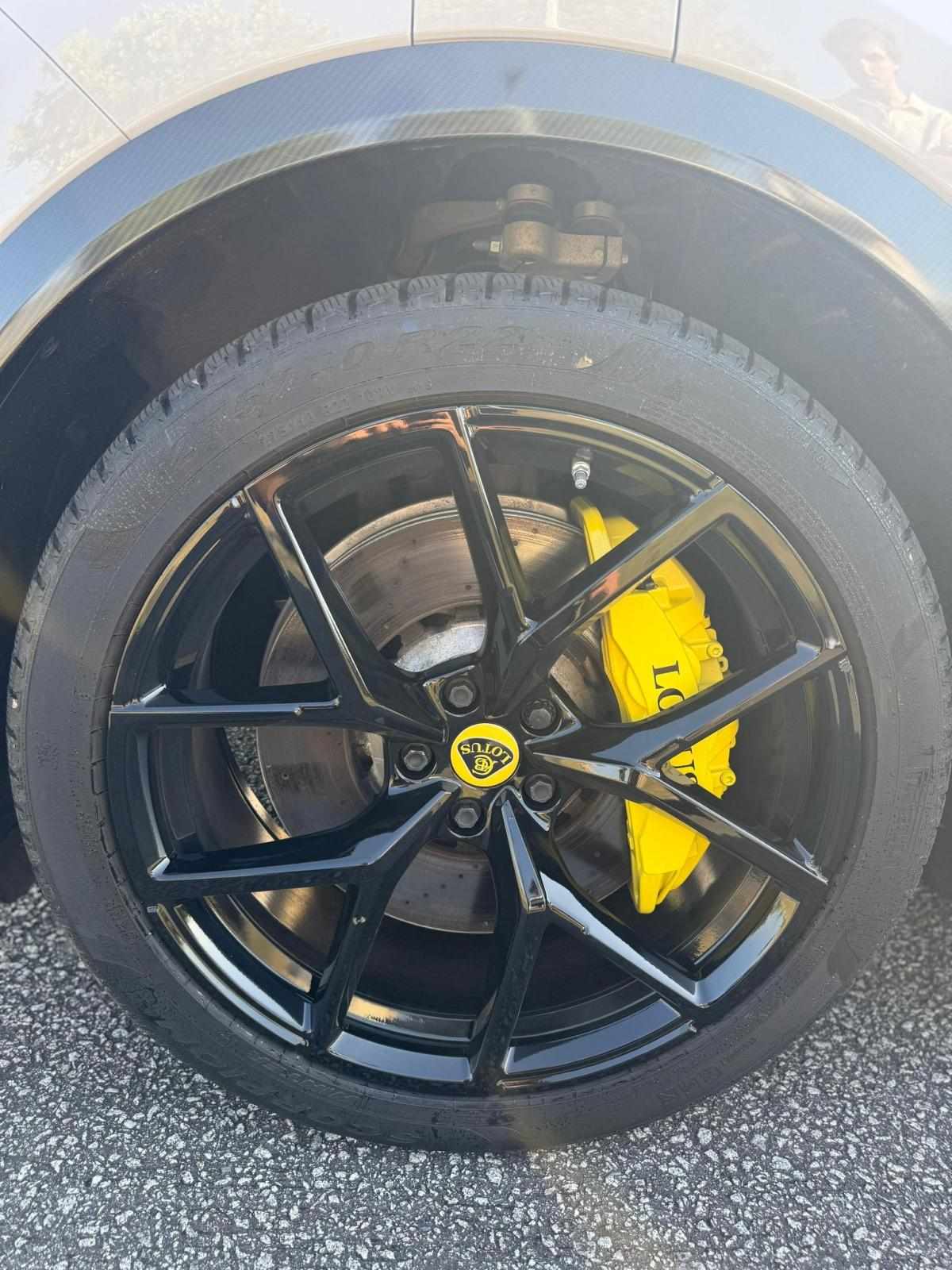 lotus-eletre-1-geracao-2023-eletrico