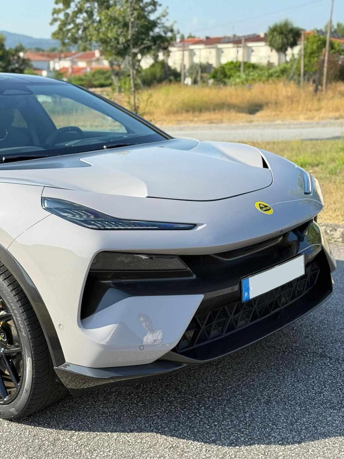 lotus-eletre-1-geracao-2023-eletrico