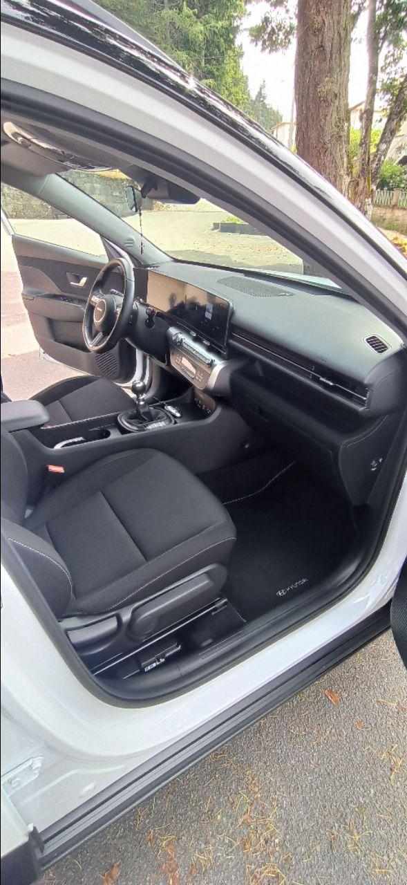 hyundai-kauai-1-0-120cv-2024-gasolina-999cc