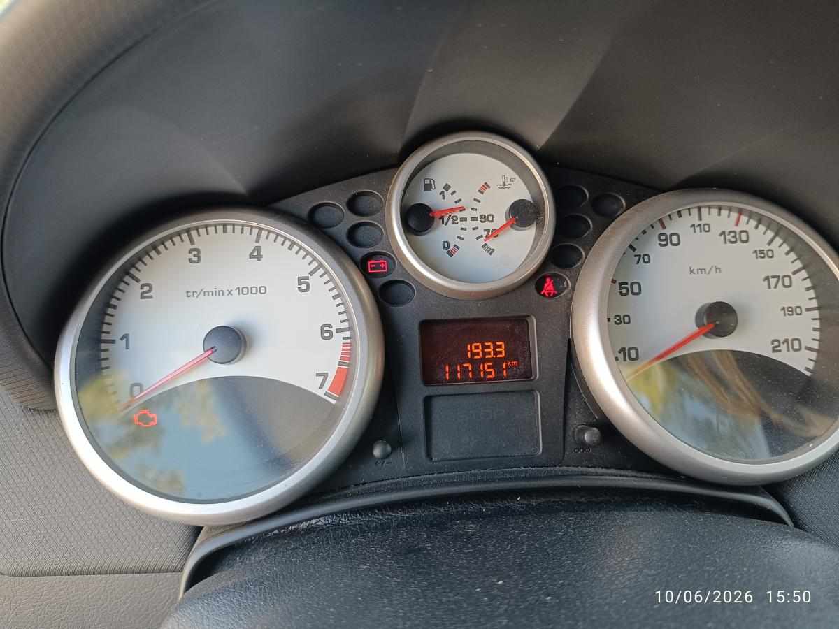 peugeot-207-1-4-vti-2008-gasolina-1397cc
