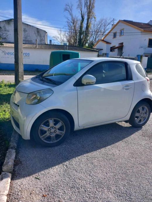 toyota-iq-1-0-vvt-i-2010-gasolina-998cc