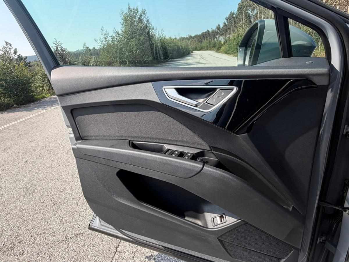audi-q4-e-tron-50-e-tron-quattro-2022-eletrico