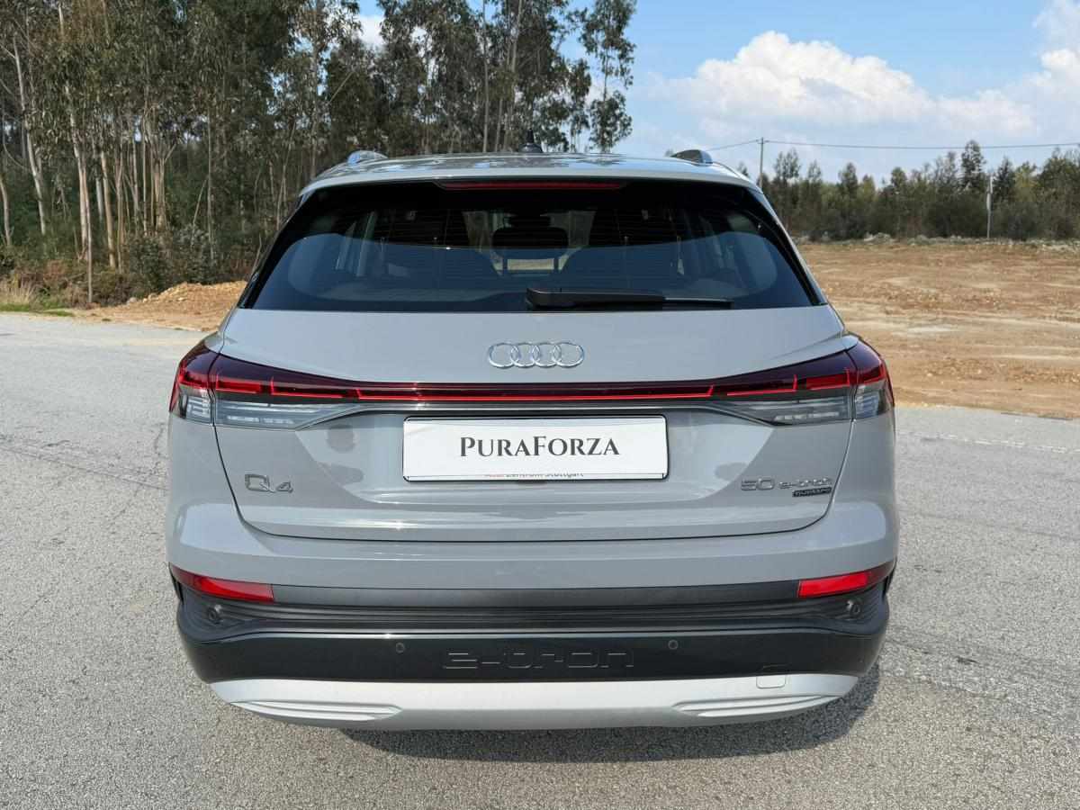 audi-q4-e-tron-50-e-tron-quattro-2022-eletrico