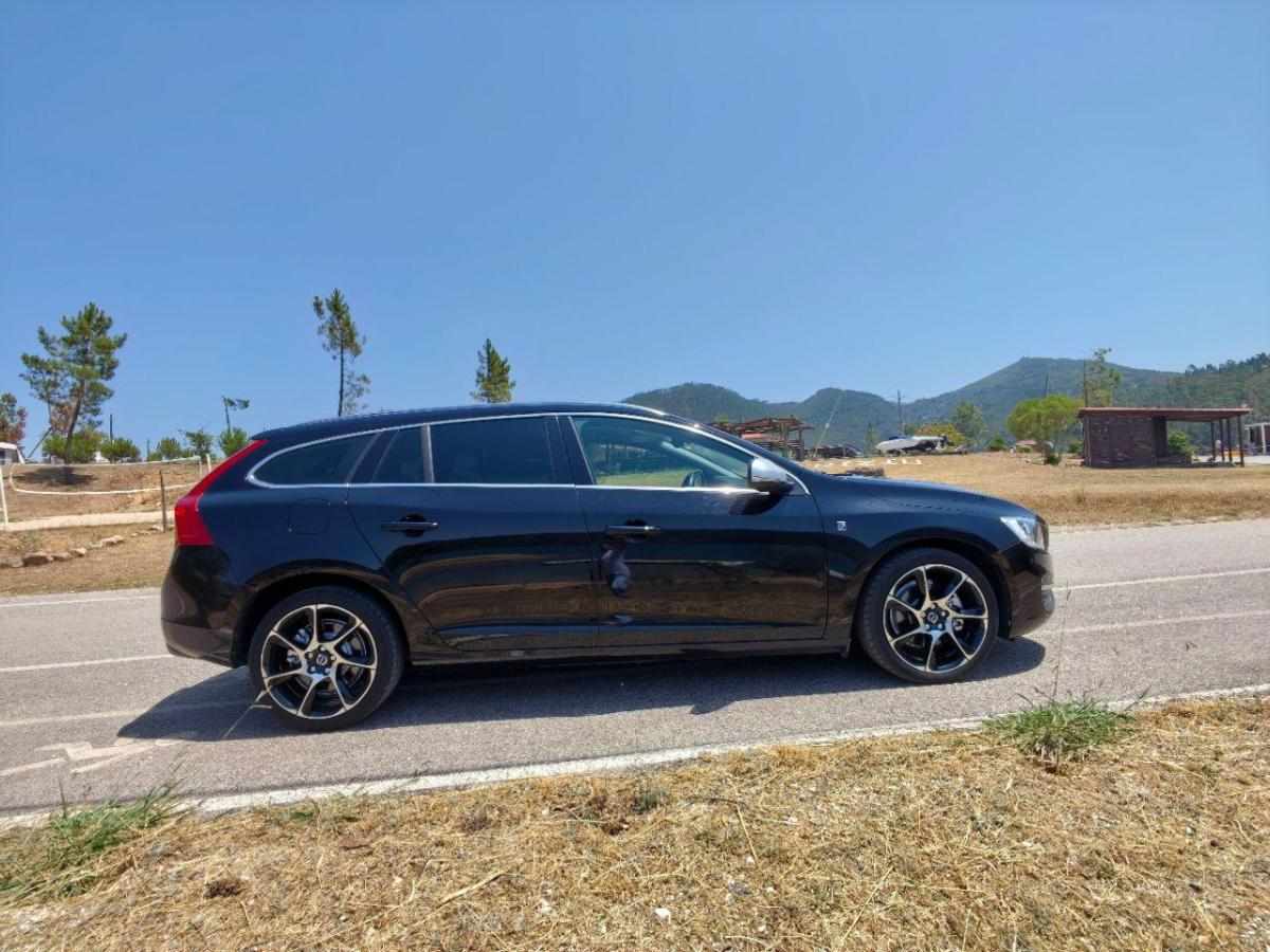 volvo-v60-d2-2016-diesel-1969cc