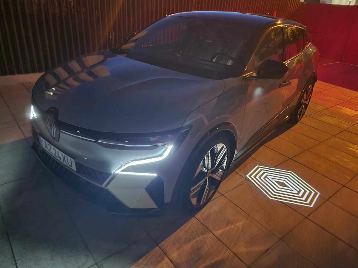renault-megane-e-tech-ev60-2023-eletrico