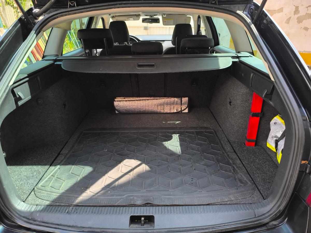 skoda-octavia-1-6-tdi-2013-diesel-1598cc