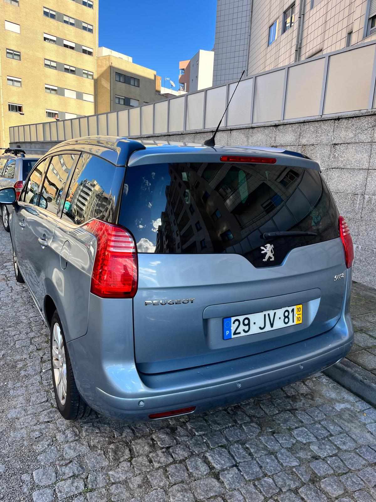 peugeot-5008-1-6-hdi-fap-2010-diesel-1560cc