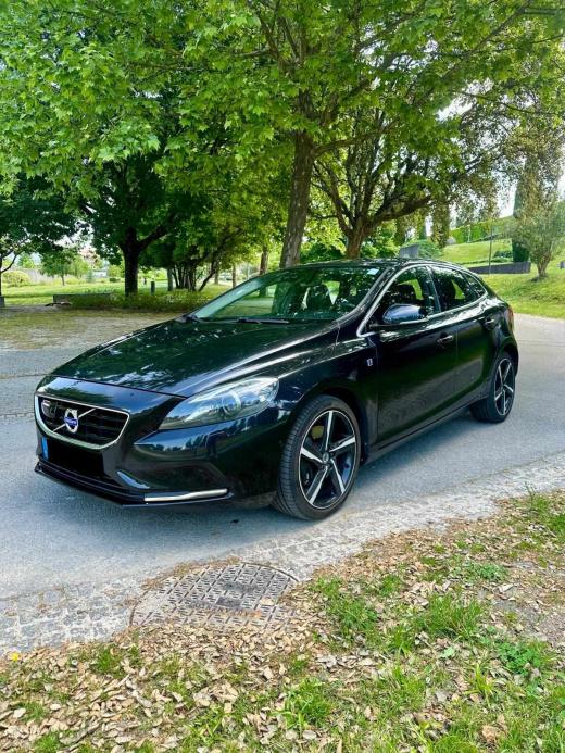volvo-v40-2-0-d4-2014-diesel-1969cc