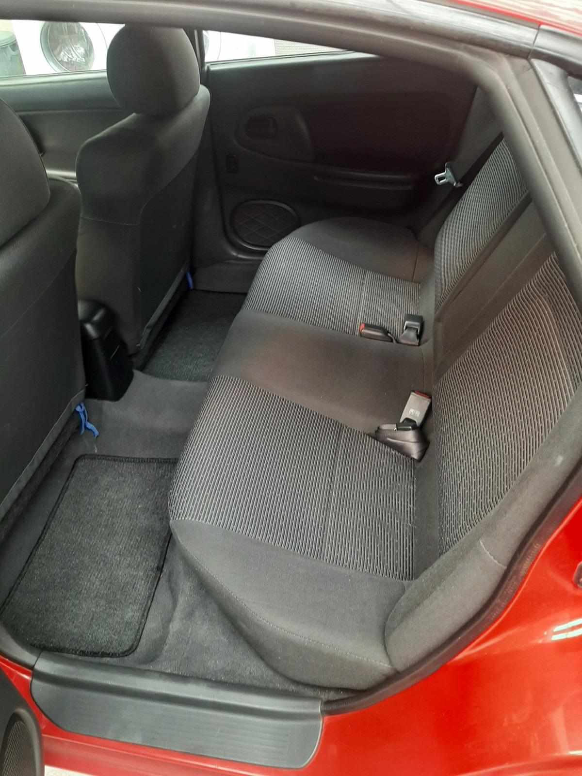 mazda-323-1-5-88cv-1996-gasolina-1489cc