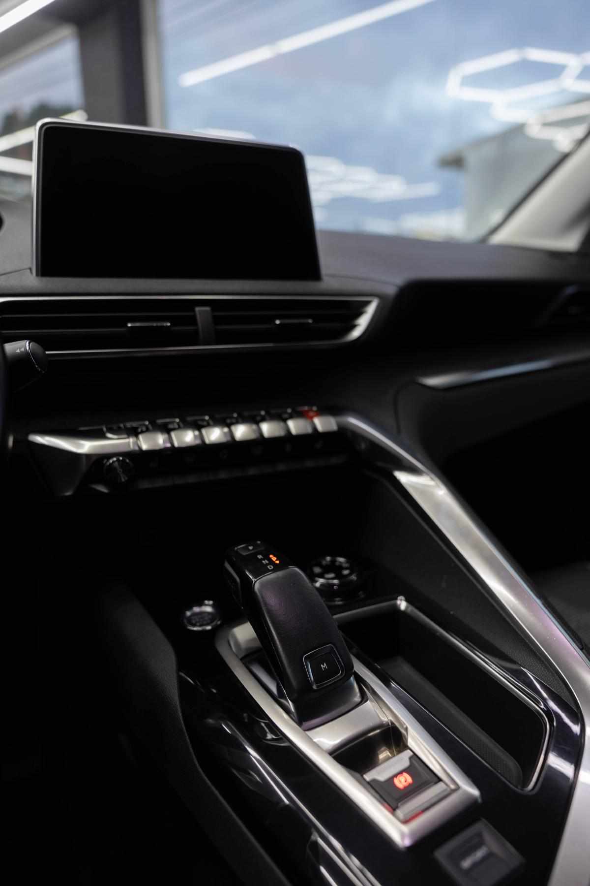 peugeot-3008-1-2-puretech-2018-gasolina-1199cc