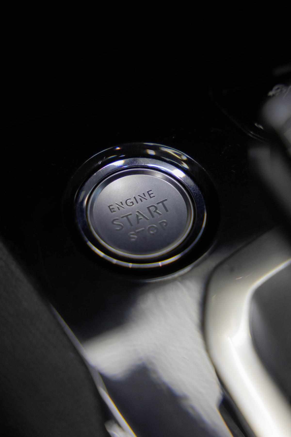 peugeot-3008-1-2-puretech-2018-gasolina-1199cc