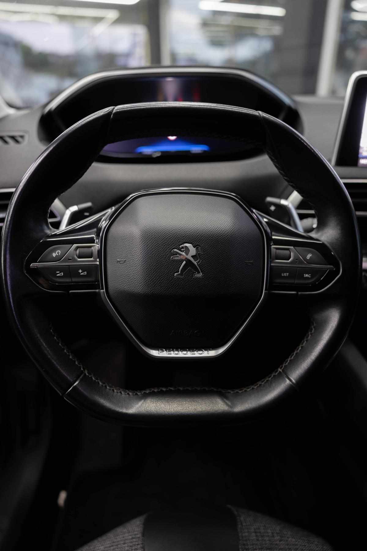 peugeot-3008-1-2-puretech-2018-gasolina-1199cc