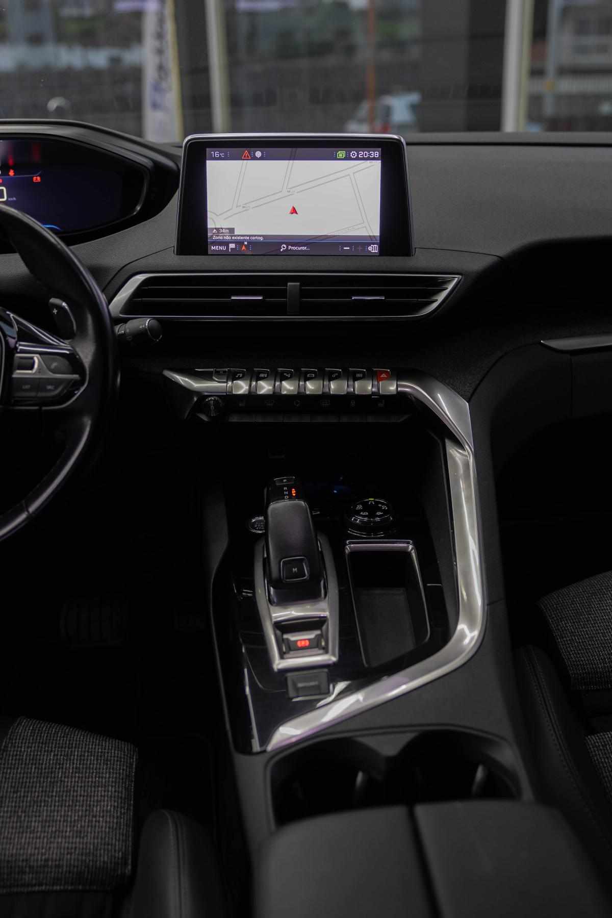 peugeot-3008-1-2-puretech-2018-gasolina-1199cc