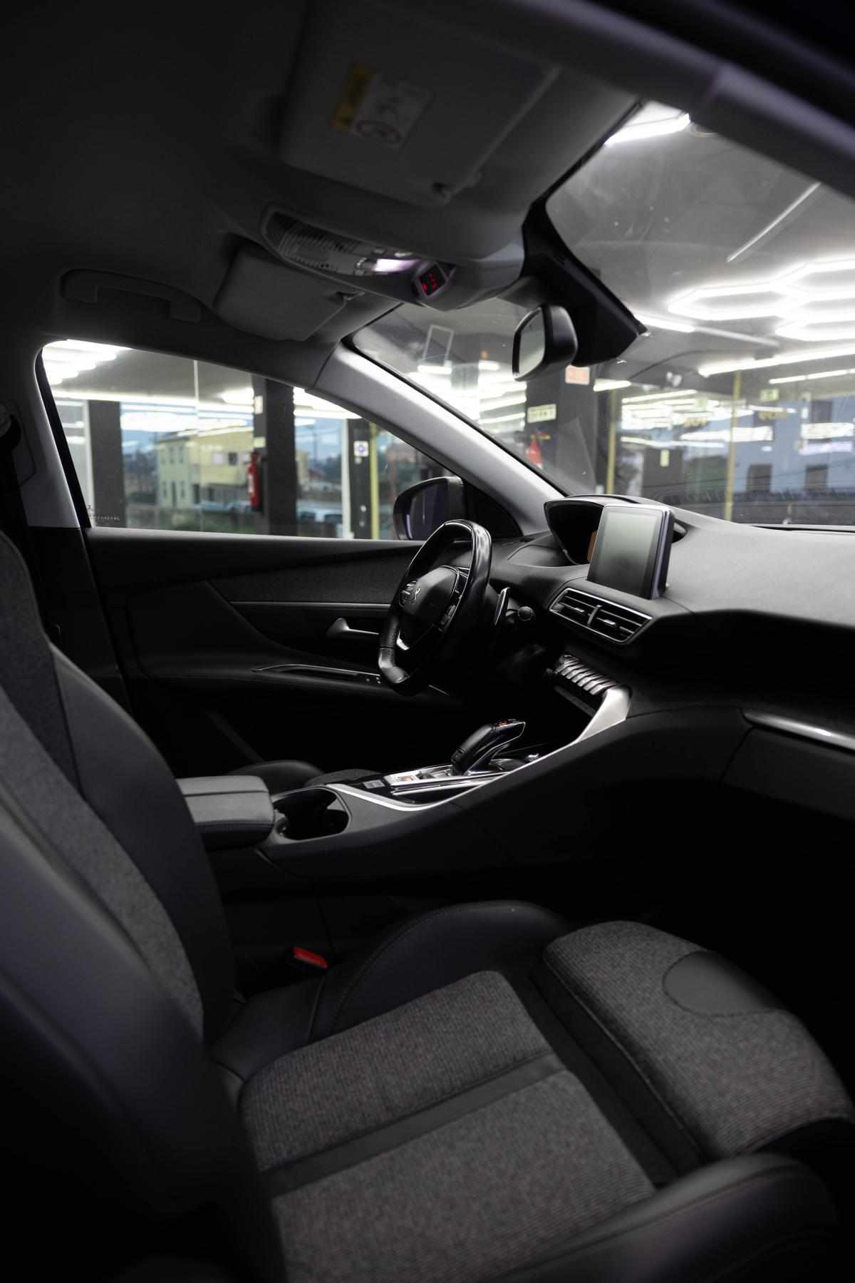 peugeot-3008-1-2-puretech-2018-gasolina-1199cc