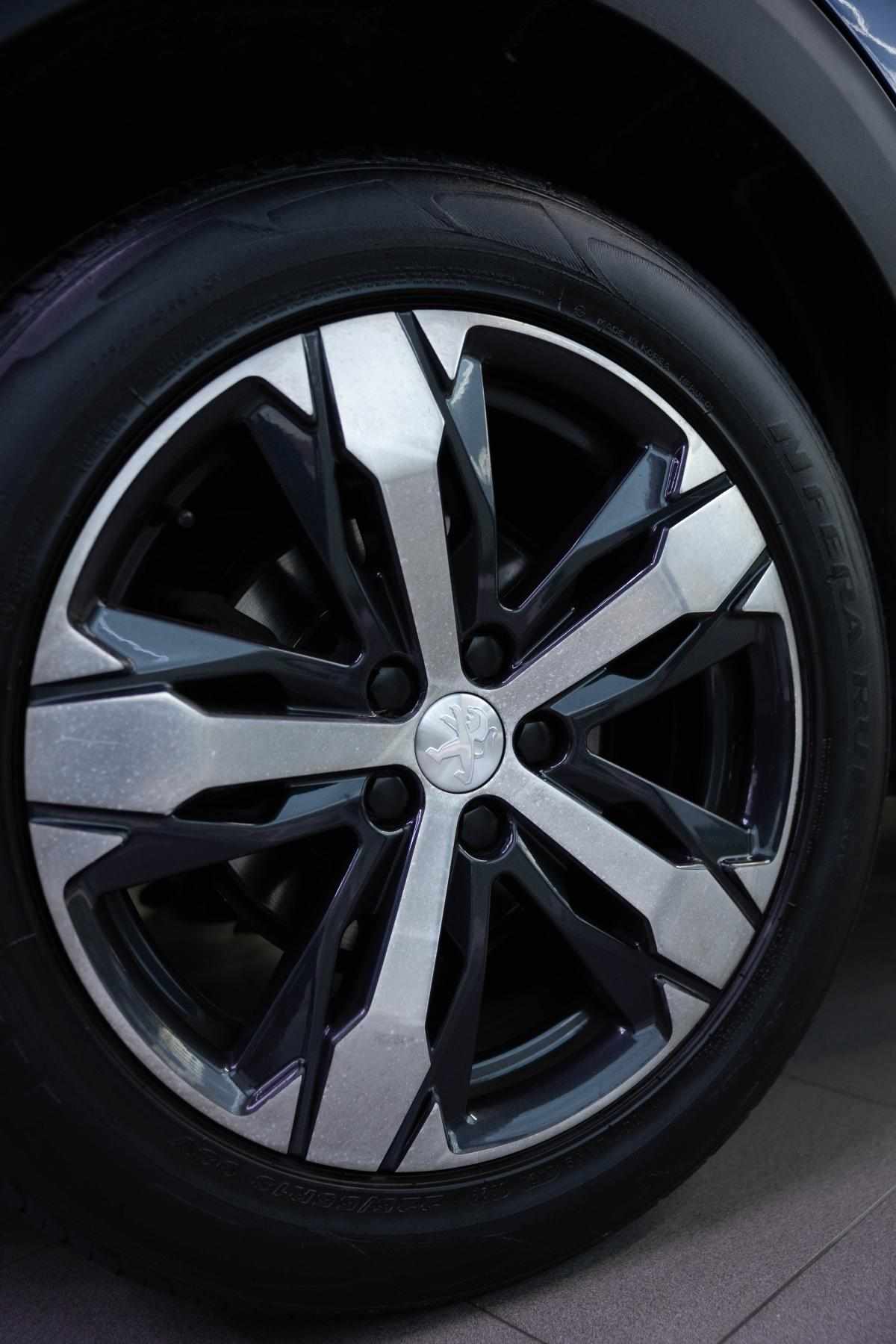 peugeot-3008-1-2-puretech-2018-gasolina-1199cc