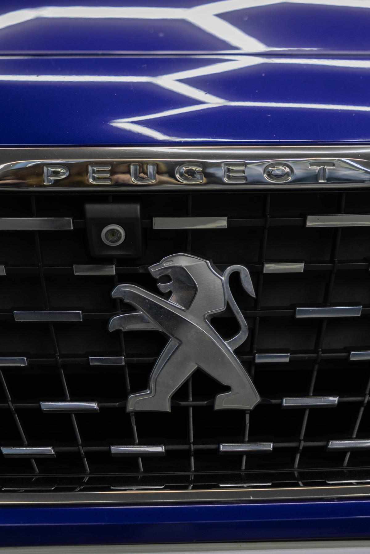 peugeot-3008-1-2-puretech-2018-gasolina-1199cc