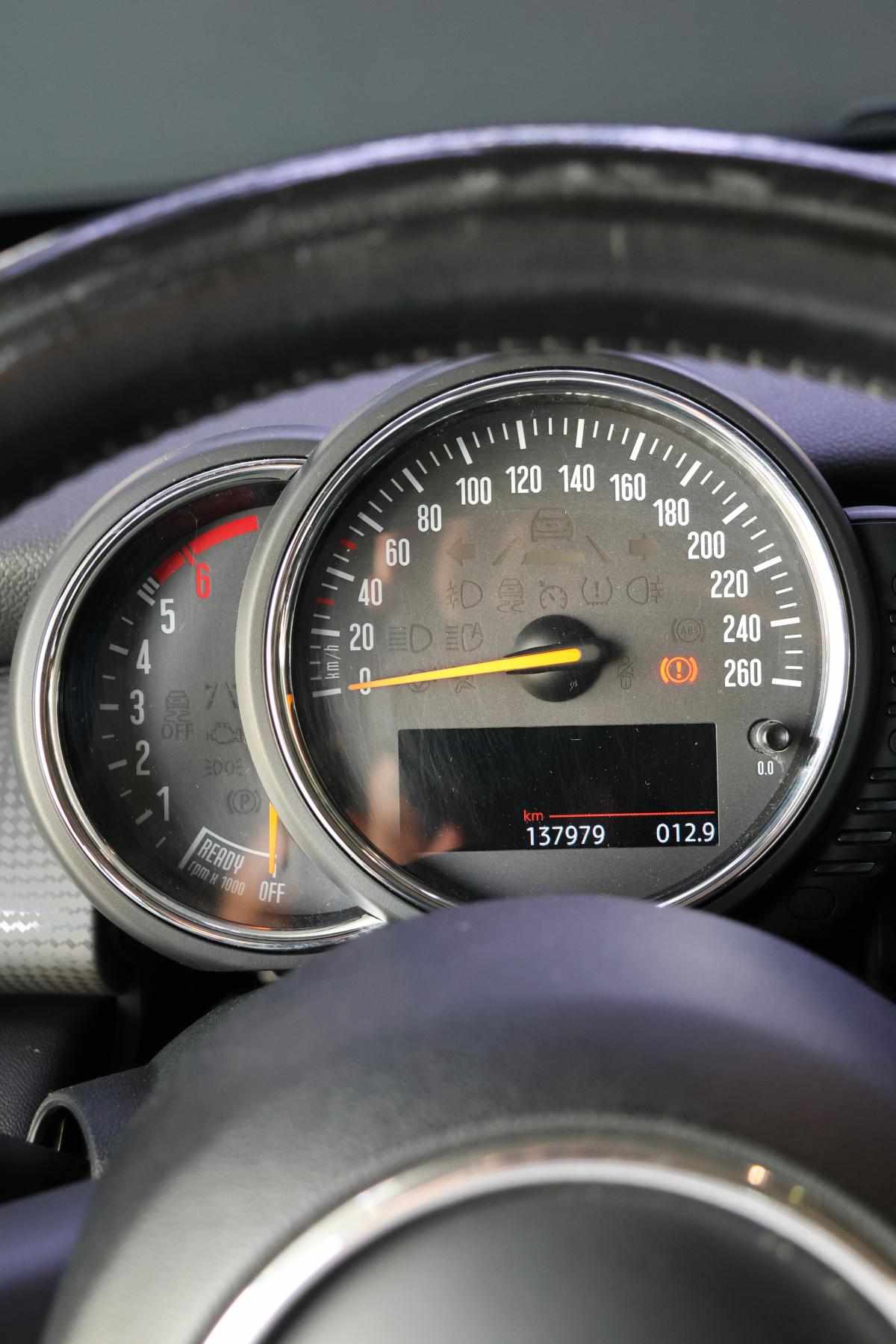 mini-cooper-d-1-6-d-2015-diesel-1600cc