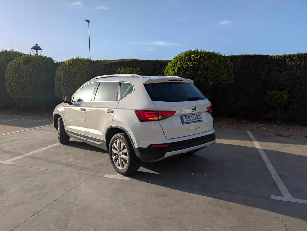 seat-ateca-1-6-tdi-ecomotive-2017-diesel-1598cc