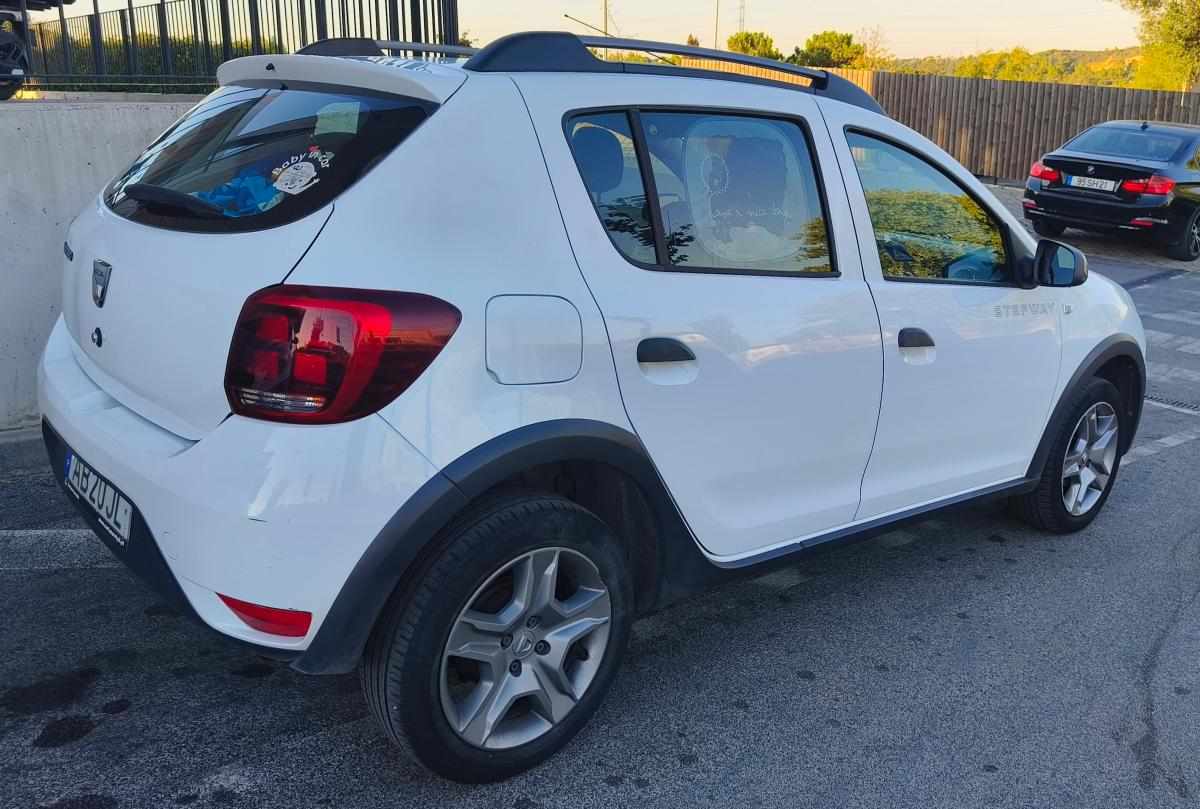 dacia-sandero-1-0-2020-gasolina-998cc
