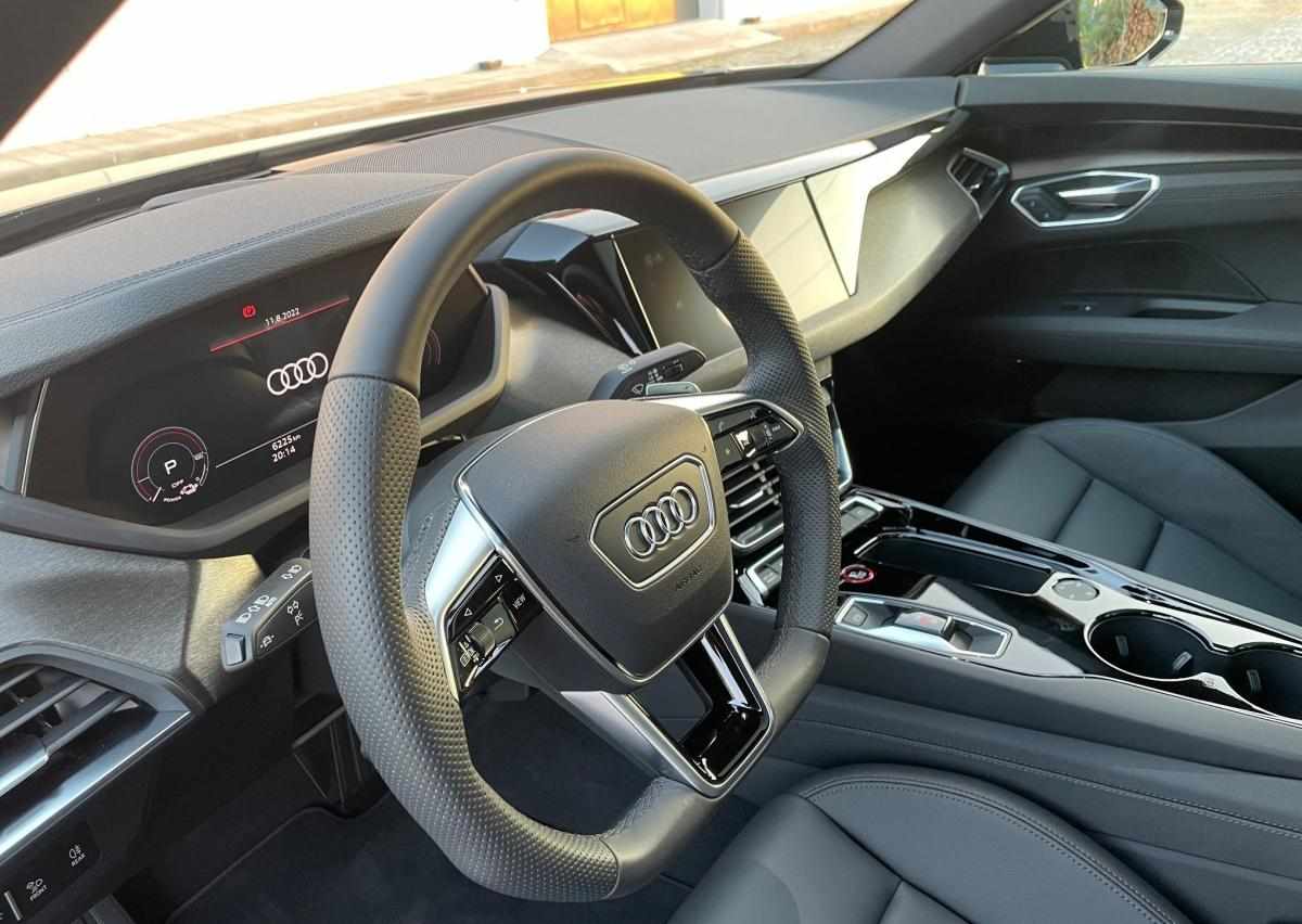 audi-e-tron-quattro-2021-eletrico