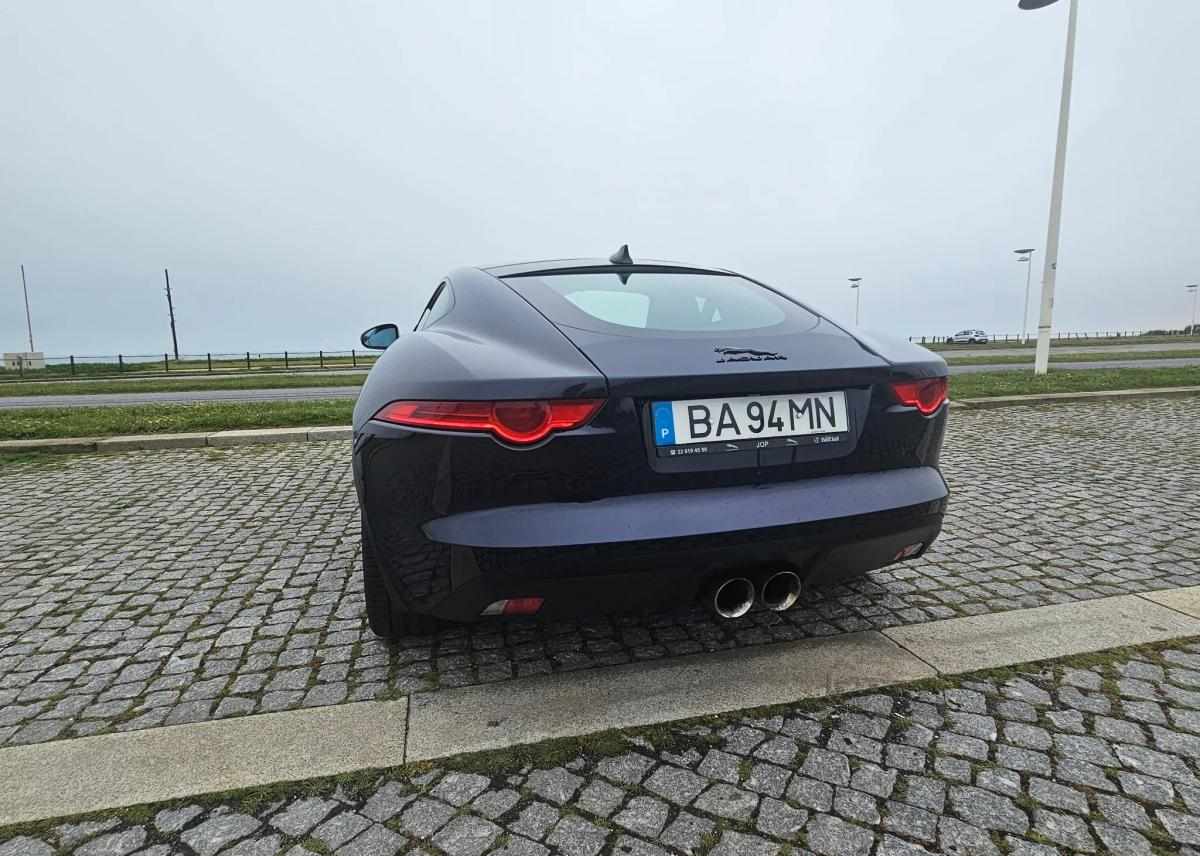 jaguar-f-type-3-0-v6-2015-gasolina-2995cc