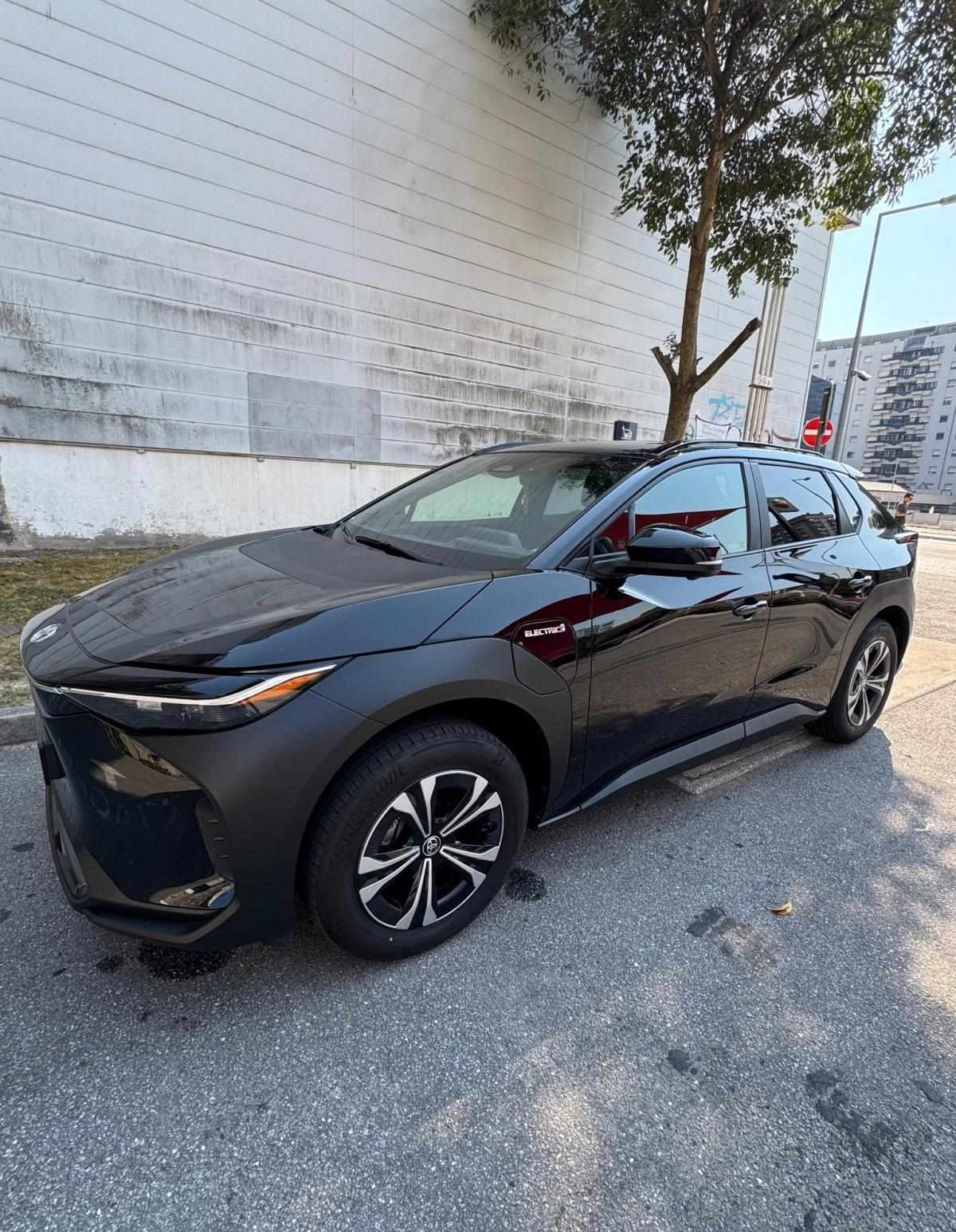 toyota-bz4x-71-4-kwh-2023-eletrico