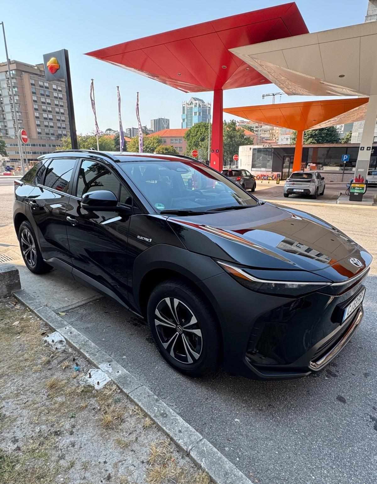 toyota-bz4x-71-4-kwh-2023-eletrico