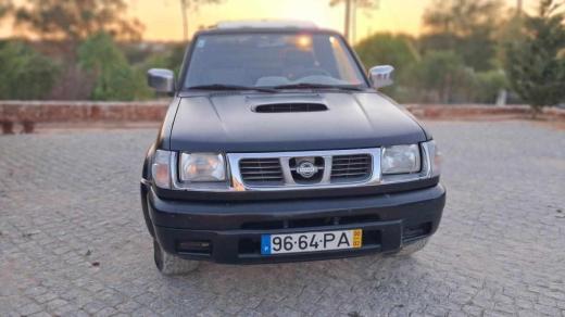 nissan-navara-2-5-4wd-2000-diesel-2488cc