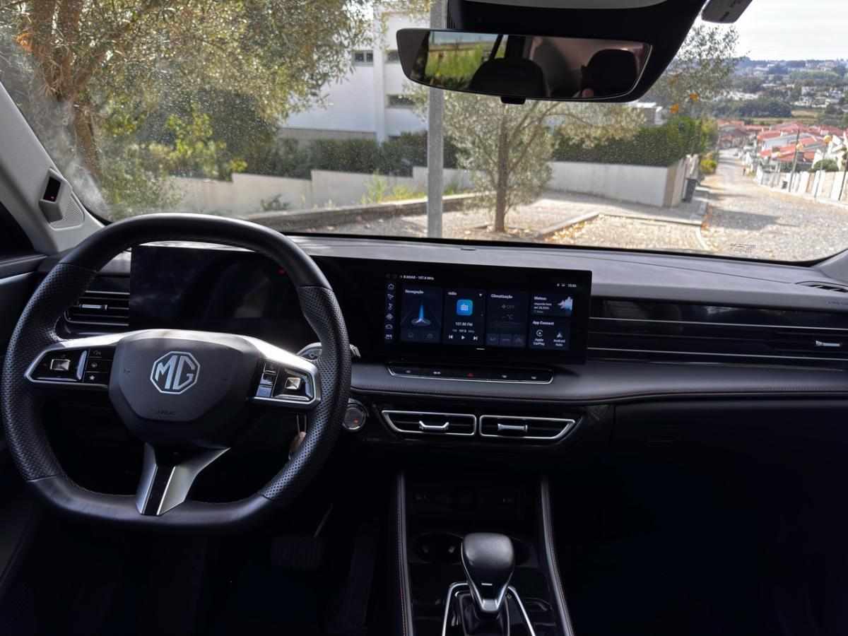 mg-hs-1-5-phev-2025-hibrido-plug-in-1496cc